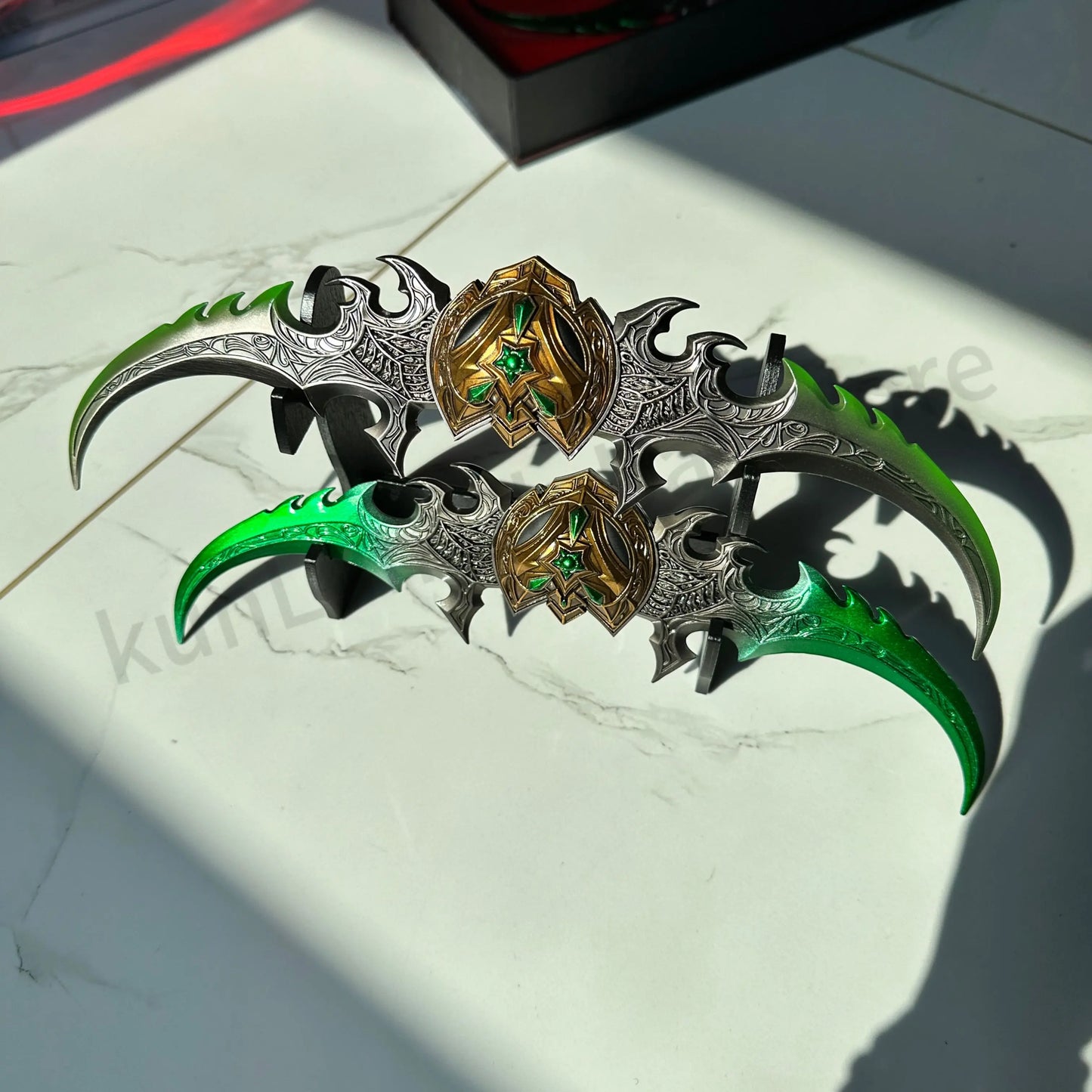 World of Warcraft 29cm Warglaive of Azzinoth Burning Legion Illidan Stormrage Metal Katana Model Blunt Weapon Game Toy Boys Gift