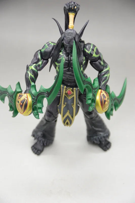 18cm World Of Warcraft Game Peripheral Illidan Stormrage Pvc Game Figure Collection Doll Desktop Ornament Gift To Friend