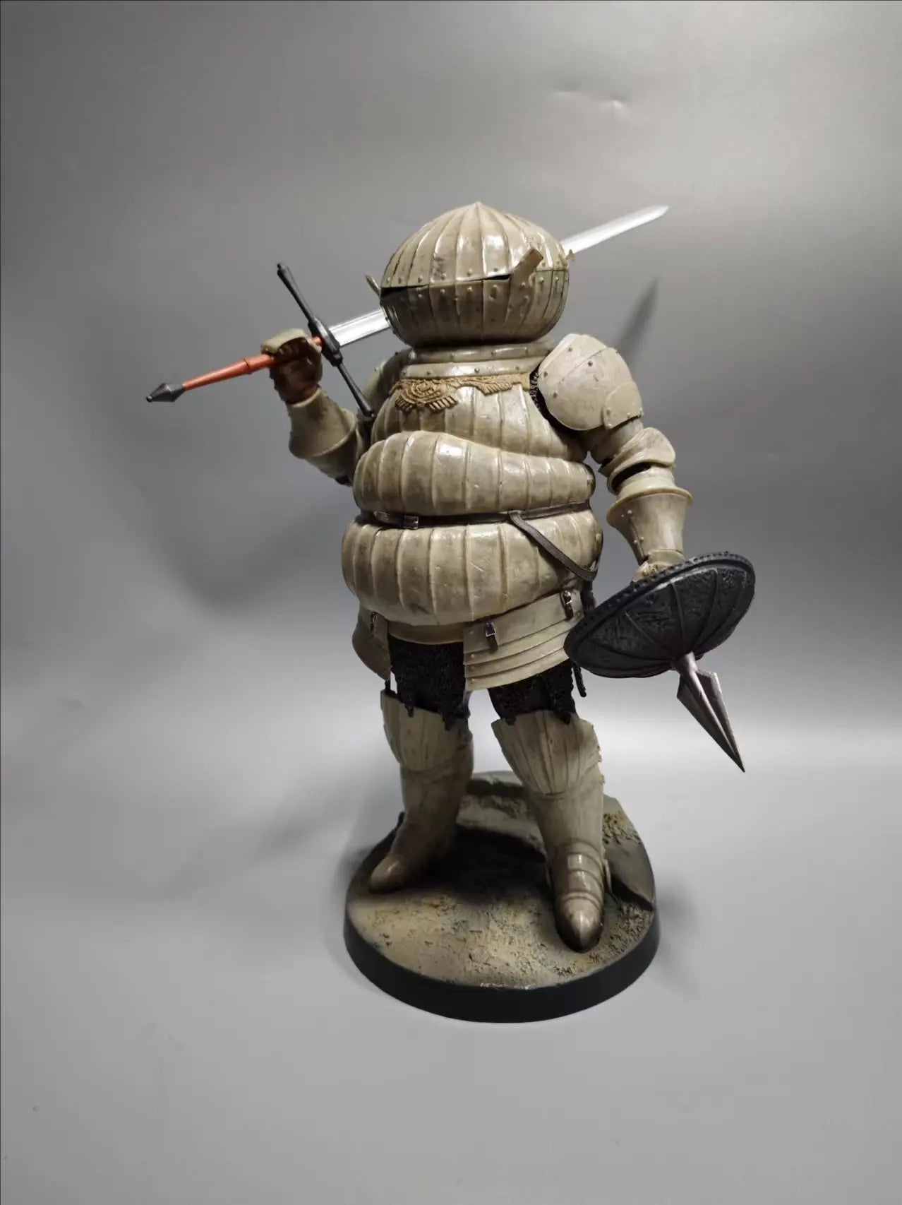 Dark Souls 30cm Large Size Collectible Catalina Knight Siegmeyer Model Figure Statue Home Decor Ornament