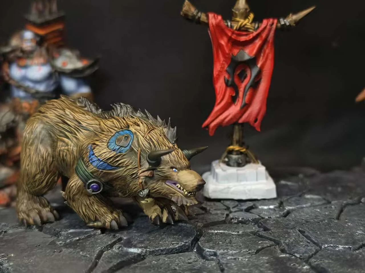 World of Warcraft Model Night Elf Dryad Bear Painting Finished War Chess Figure model toy