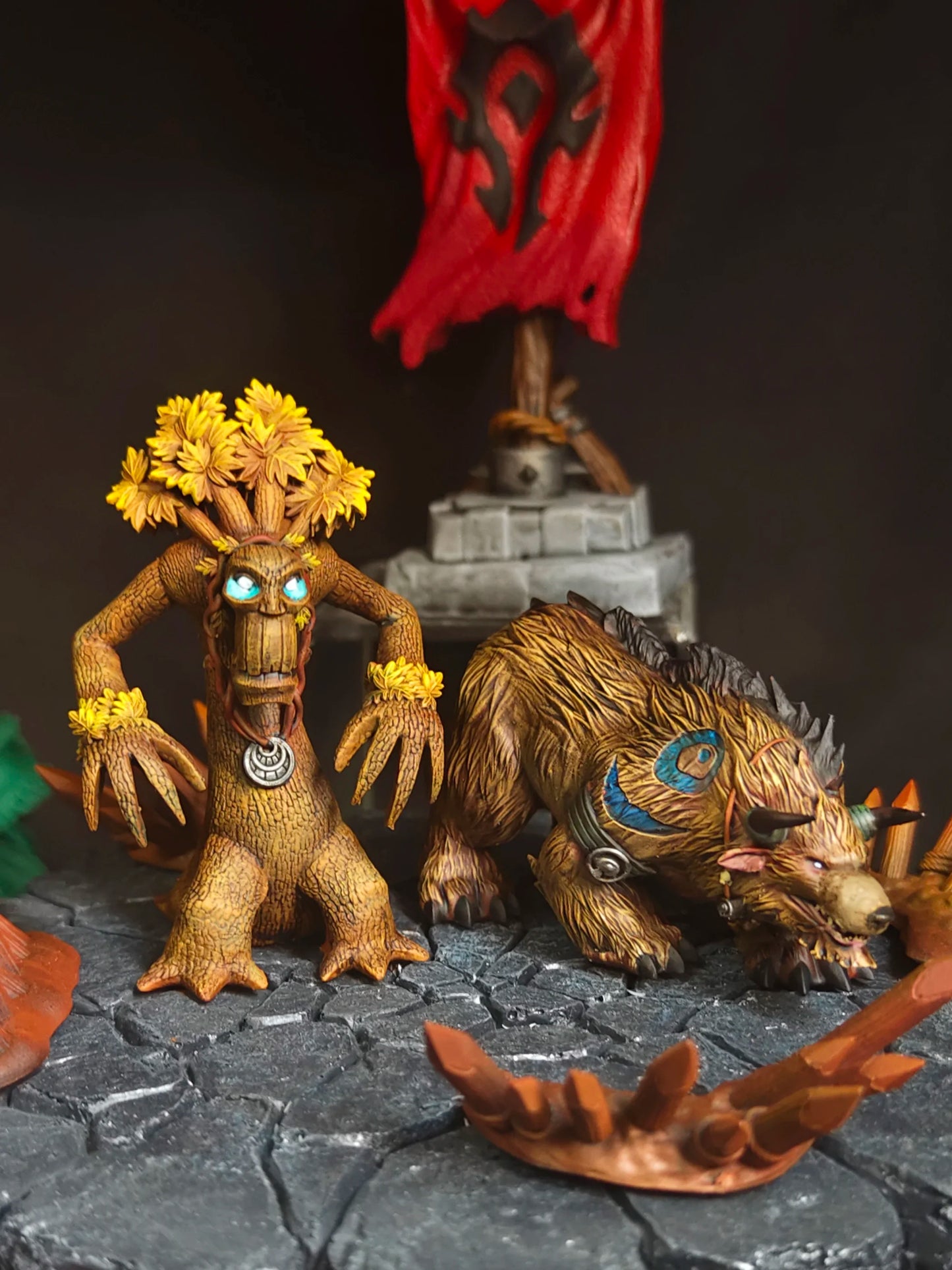 World of Warcraft Model Night Elf Dryad Bear Painting Finished War Chess Figure model toy