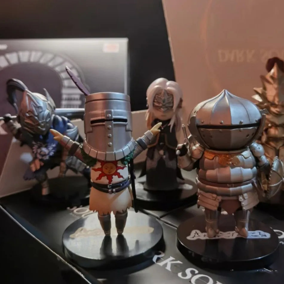 In stock Anime action figure Dark Souls version Q, Solaire Artorias Ornstein Fire Keeper, Anime doll, toy model for child gifts