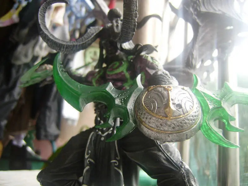 Game Wow Demon Hunter illidan Stormrage PVC Action Figure Toys
