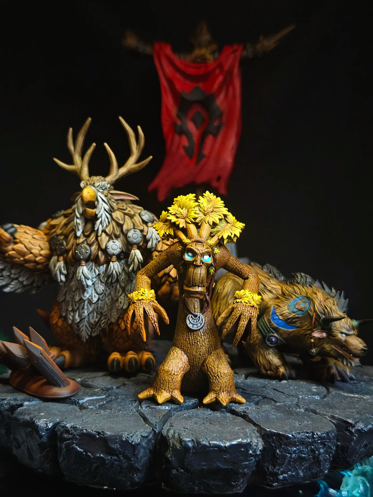 World of Warcraft Model Night Elf Dryad Bear Painting Finished War Chess Figure model toy