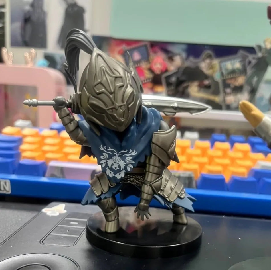 In stock Anime action figure Dark Souls version Q, Solaire Artorias Ornstein Fire Keeper, Anime doll, toy model for child gifts