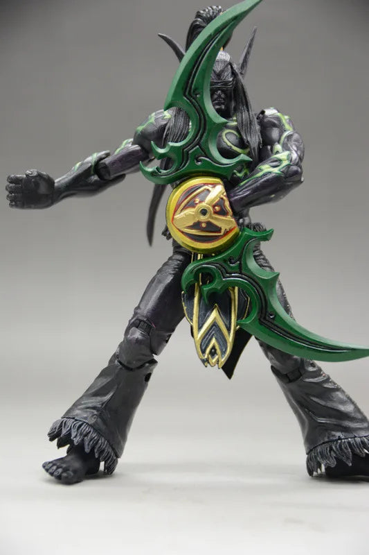 18cm World Of Warcraft Game Peripheral Illidan Stormrage Pvc Game Figure Collection Doll Desktop Ornament Gift To Friend