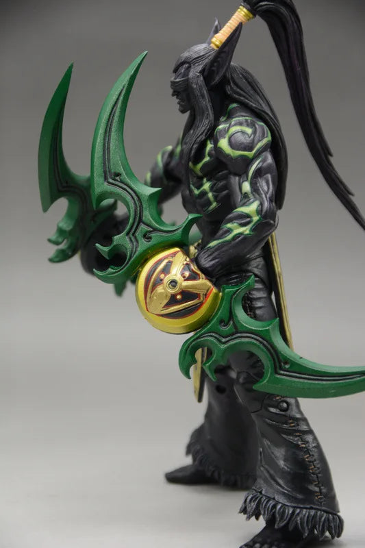 18cm World Of Warcraft Game Peripheral Illidan Stormrage Pvc Game Figure Collection Doll Desktop Ornament Gift To Friend