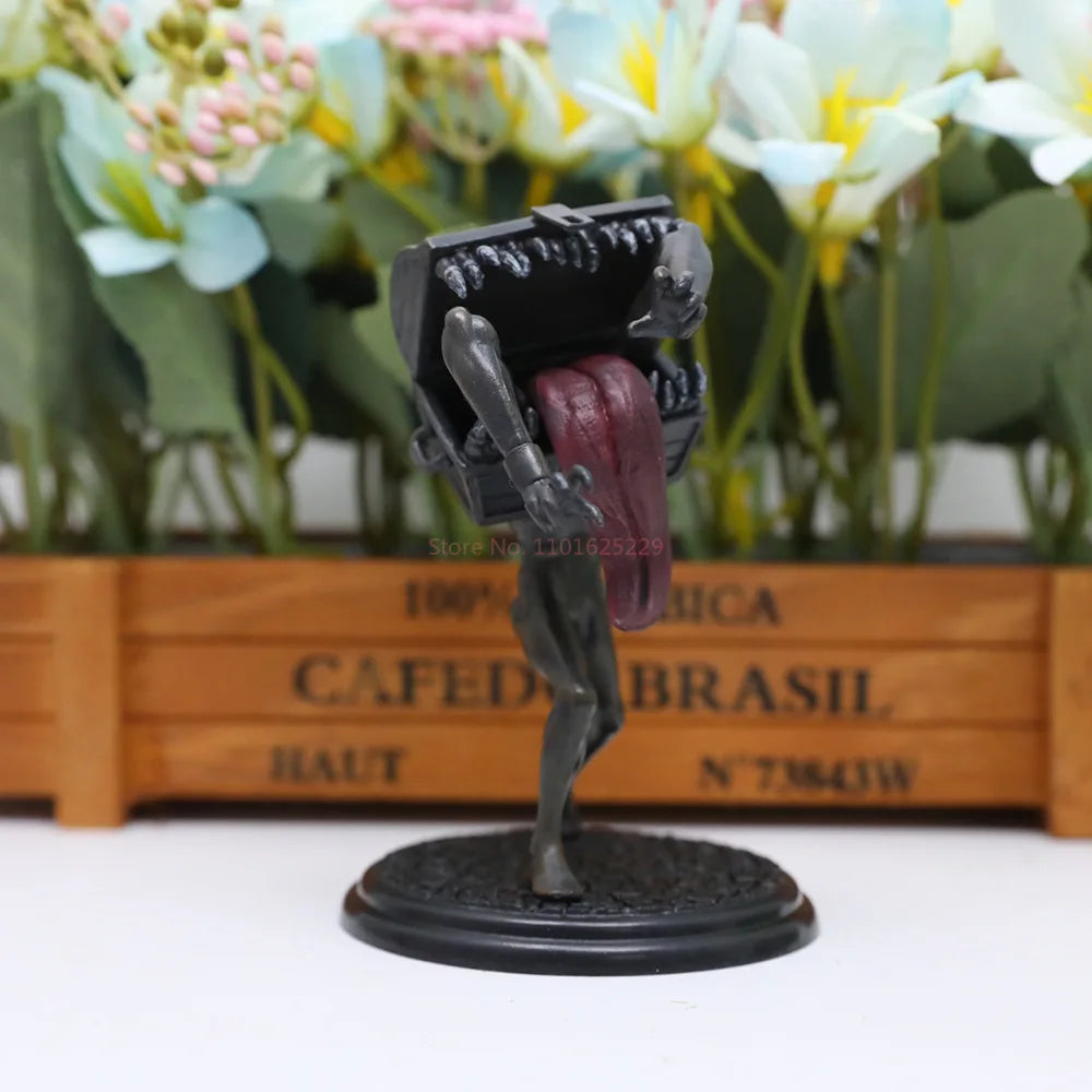 Dark Souls Game - Inspired Knight And Enemy Figurine Model Statue , Must - Have For Fans